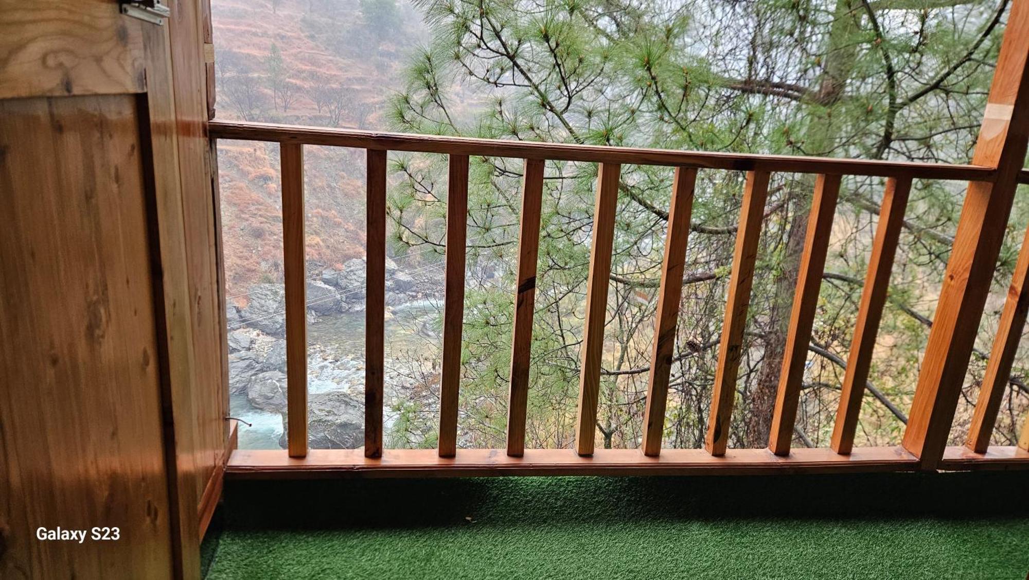 The Fiza Retreat Tirthan Banjar Экстерьер фото