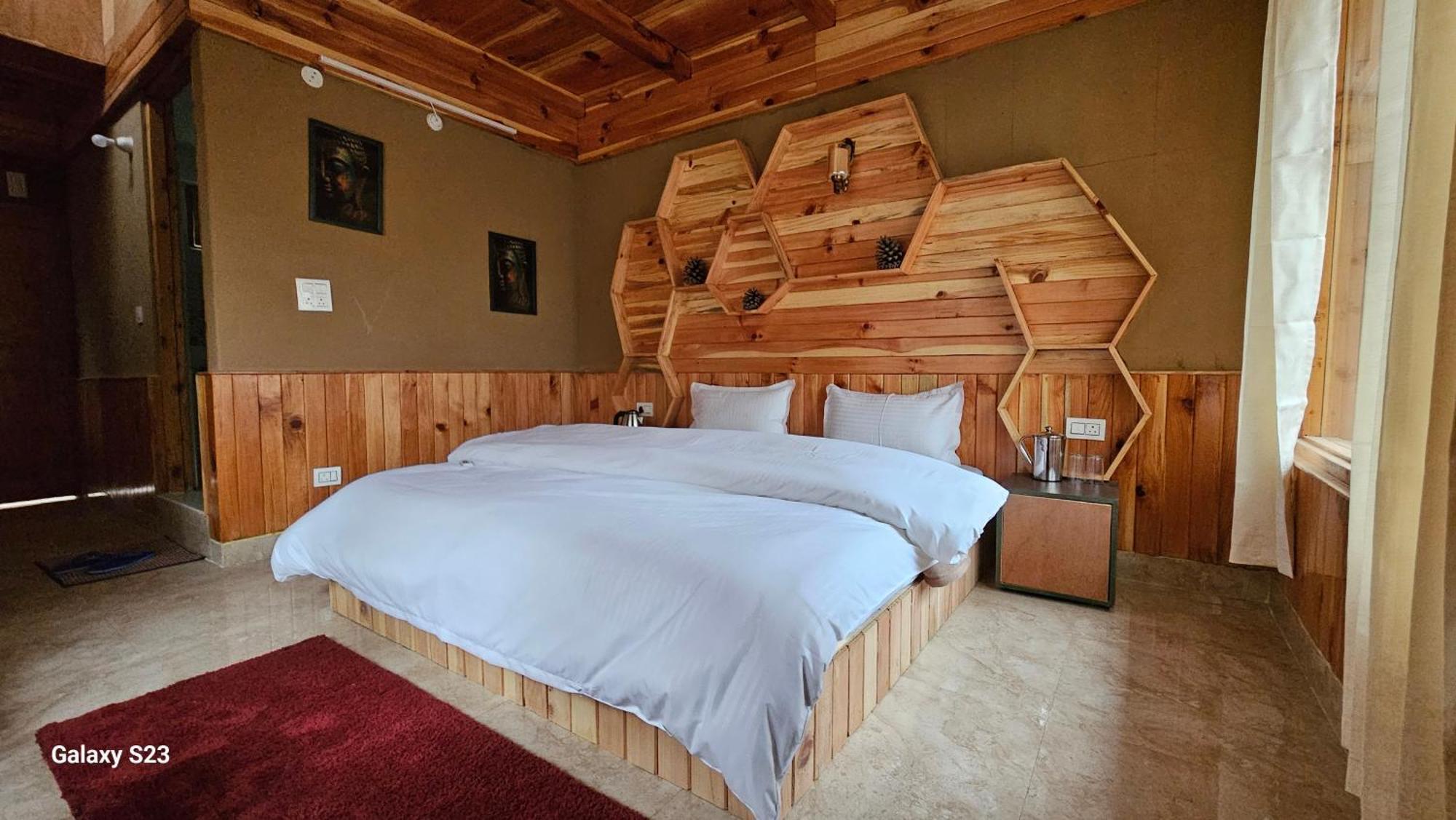 The Fiza Retreat Tirthan Banjar Экстерьер фото
