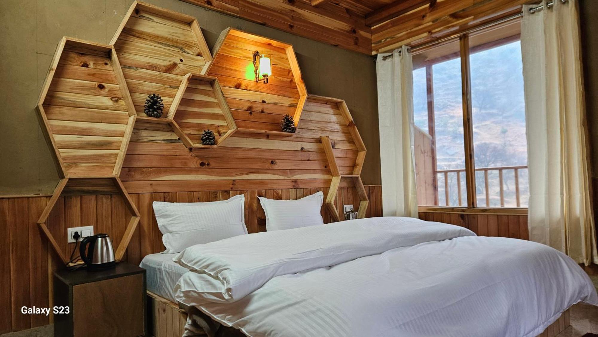 The Fiza Retreat Tirthan Banjar Экстерьер фото